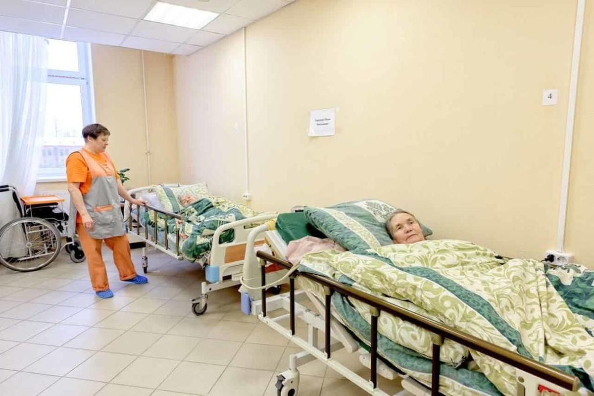 Уход за больными раком пожилыми в Долгожители в Череповце
