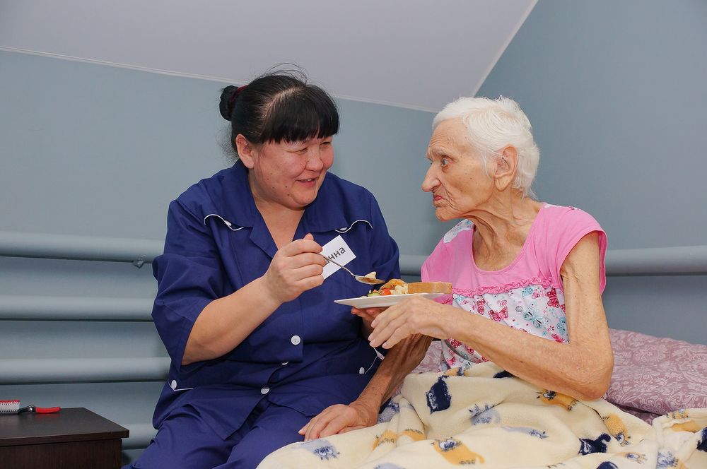 Уход за пожилыми после 80 лет в Долгожители в Череповце